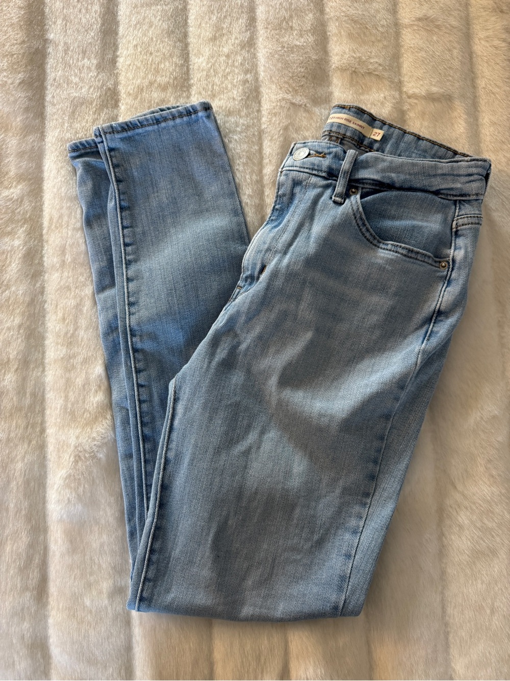 Levi's 721 High Rise Skinny Women's Jeans